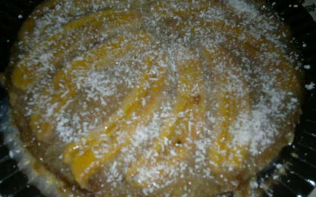 Bolo de banana com coco