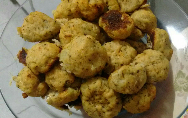 Bolinho de batata doce com atum