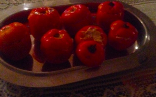 Tomate assado com recheio cremoso