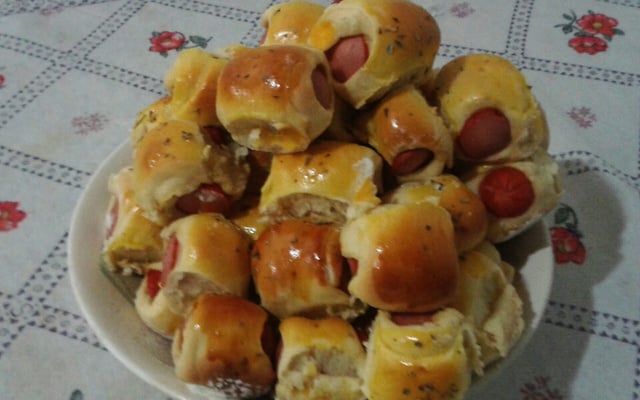 Enroladinhos de salsicha (assado)
