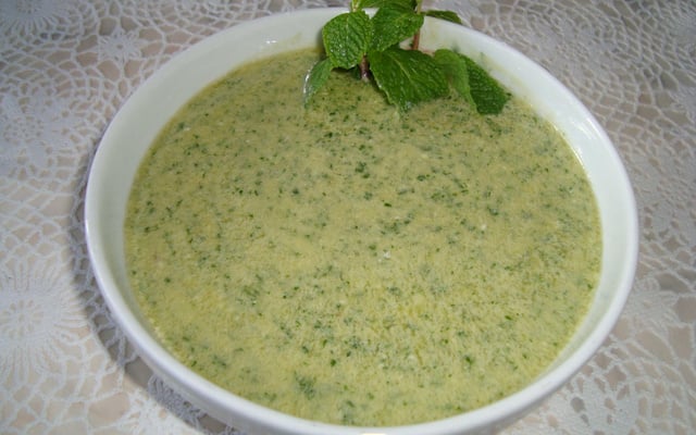 Molho cremoso de hortelã