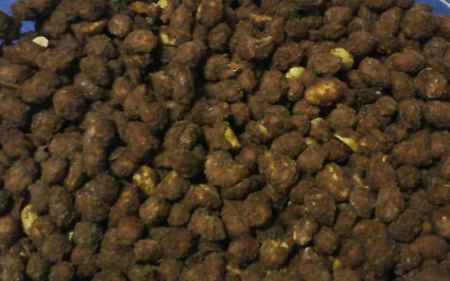 Amendoim doce no micro-ondas