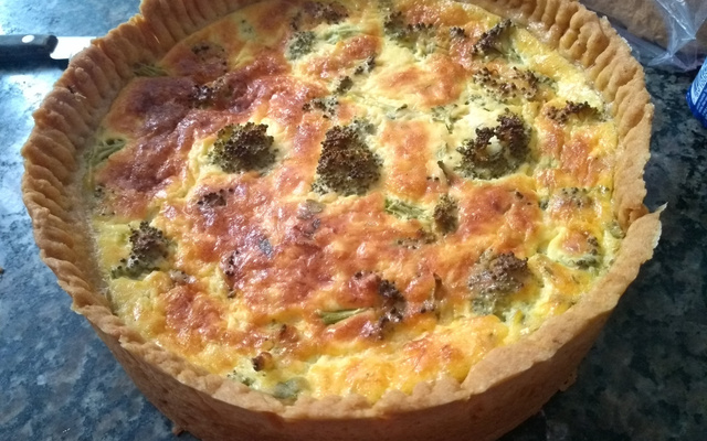 Quiche de camarão à moda da Lilian