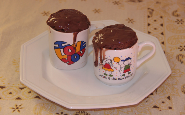 Bolo de caneca