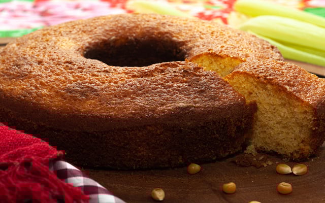 Bolo cremoso de milho em lata