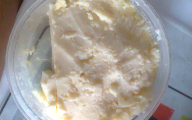 Queijo de manteiga caseiro