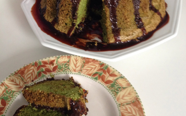 Bolo de espinafre