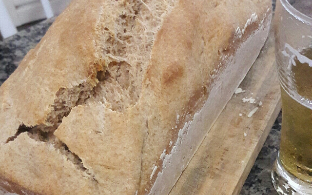 Pão caseiro integral