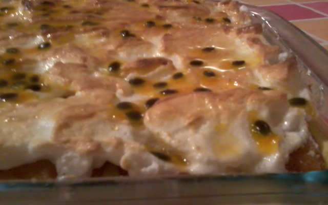 Pavê de maracujá com suspiro