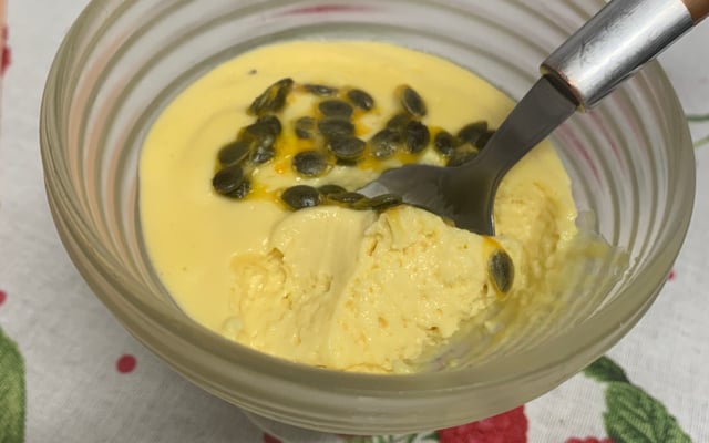 Mousse de maracujá sem gelatina super fácil