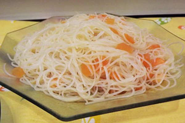 Salada de Harussame com Melão-Orange