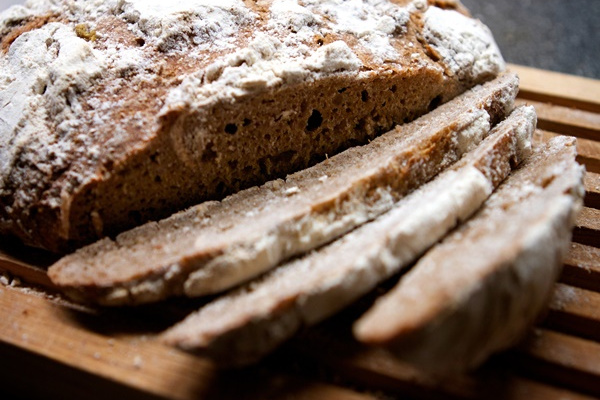 Pão de chocolate com caramelo de café