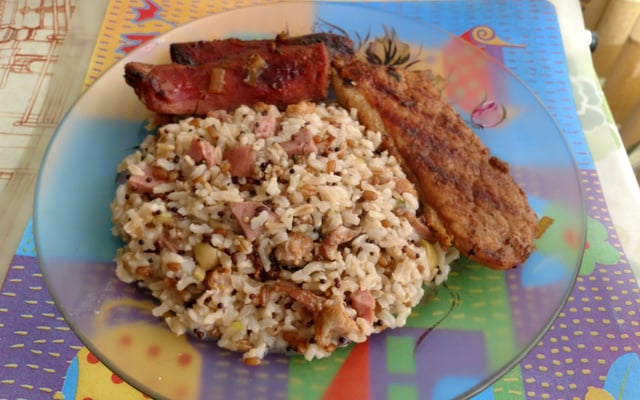 Arroz 7 grãos integrais com linguiça e frango
