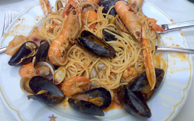 Espaguete com frutos do mar