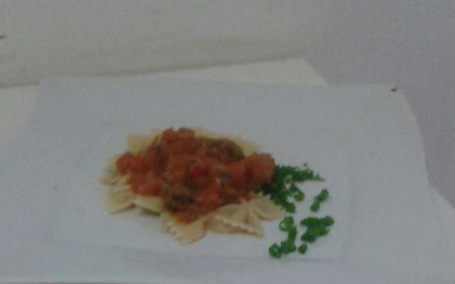 Farfalle à Putanesca