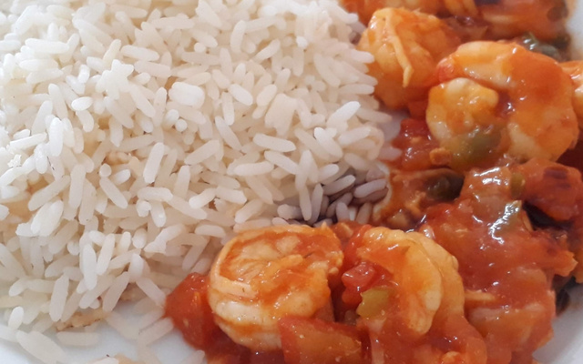 Camarão no molho de tomate