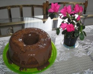 Bolo de chocolate facinho