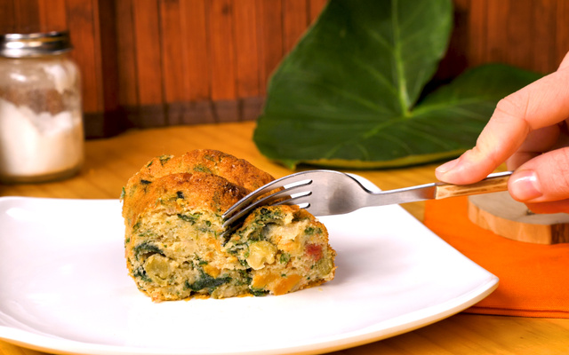 Bolo salgado com taioba