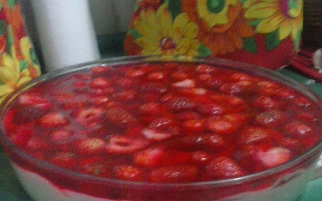 Doce de gelatina com creme