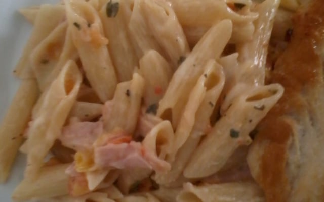 Macarrão prato para uma pessoa