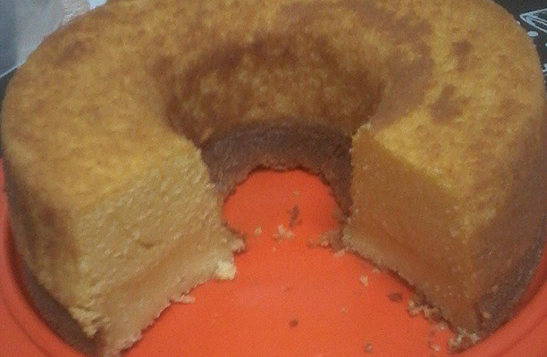 Bolo de fubá cremoso