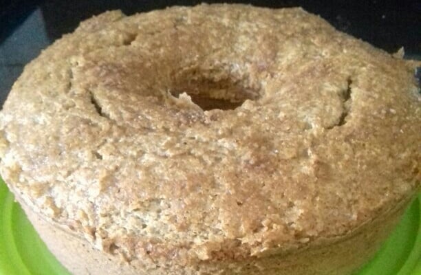 Bolo de banana com aveia