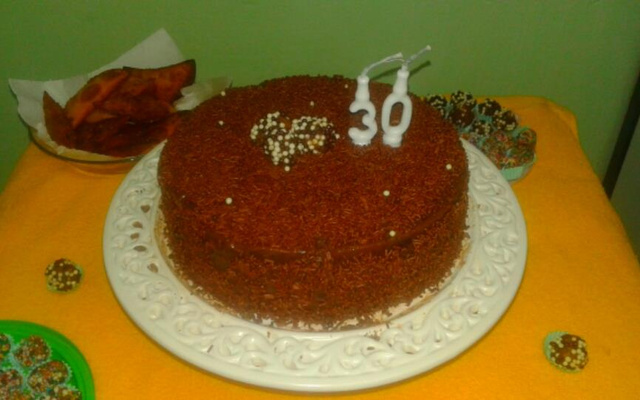 Bolo simples de chocolate