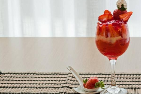 Gelatina com morangos inspirada em The Office