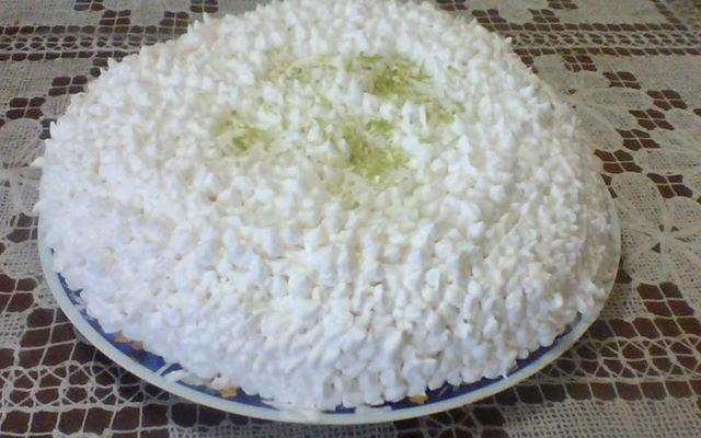 Bolo de limão recheado