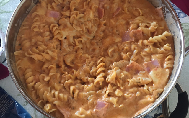 Macarrão de panela de pressão III