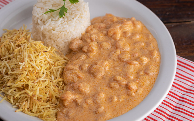 Estrogonofe de camarão