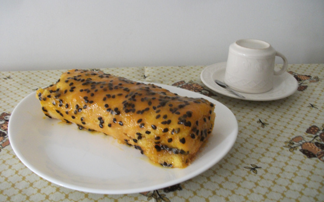 Rocambole de maracujá