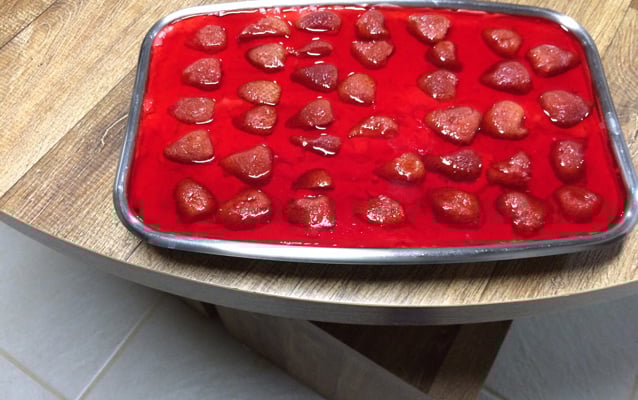 Pavê de morango fácil