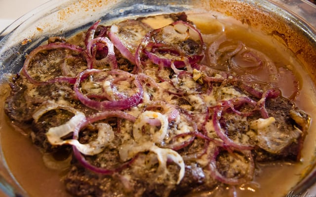 Bife ao forno fácil e rápido