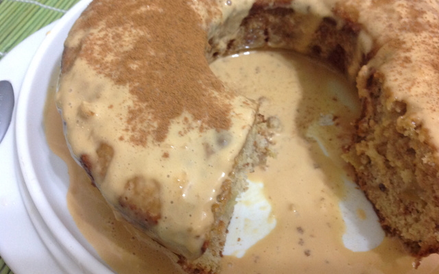 Bolo de granola e maçã