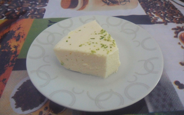 Mousse de limão com flocos de arroz