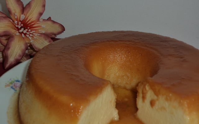 Pudim de pão de forma levinho feito em cima do fogão