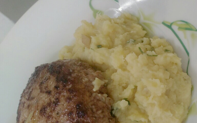 Purê de batata doce com salsinha