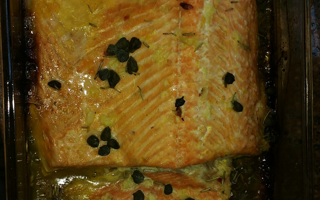 Salmão com Alcaparas