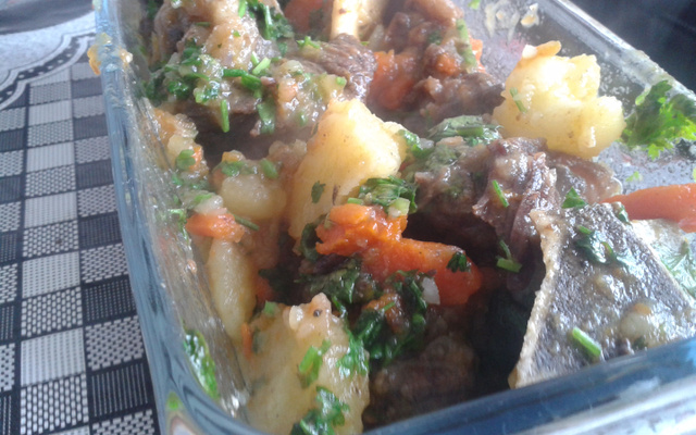 Agulha com osso na pressão