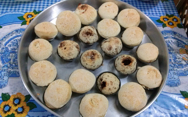 Pão de queijo de liquidificador (com polvilho azedo)
