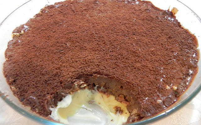 Torta de ganache com biscoito