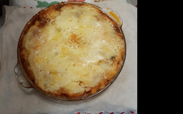 Escondidinho de linguiça