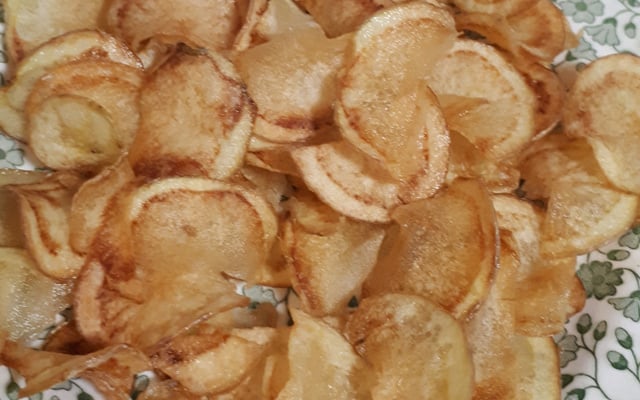 Batata frita tipo chips