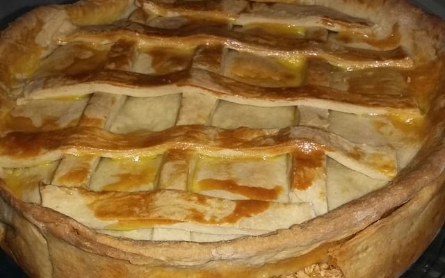 Torta de frango de massa semipodre