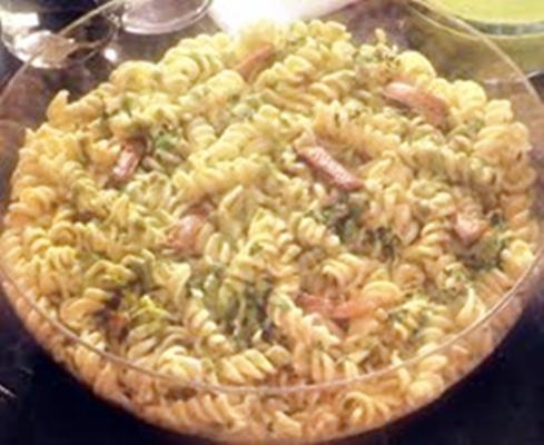 Macarrão com sardinha e creme de leite