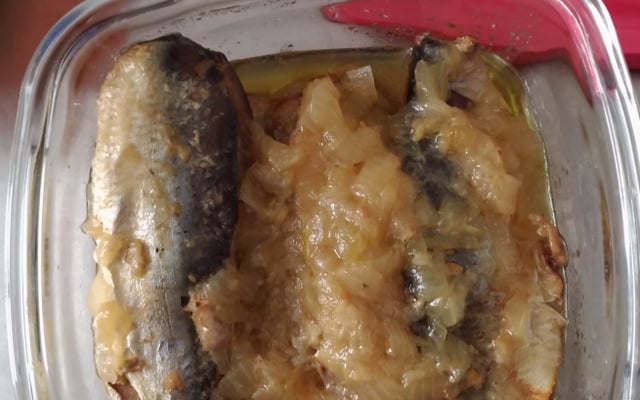 Sardinha prática na panela de pressão