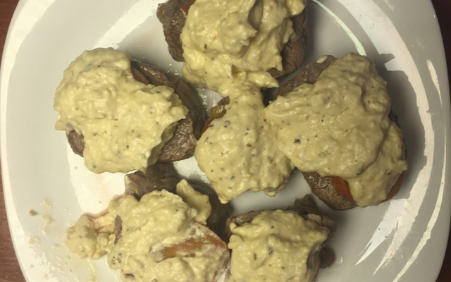 Medalhão à pizzaiolo