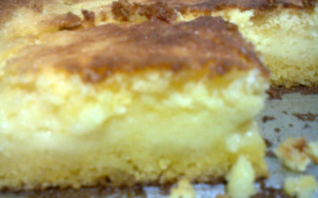 Bolo de fubá cremoso