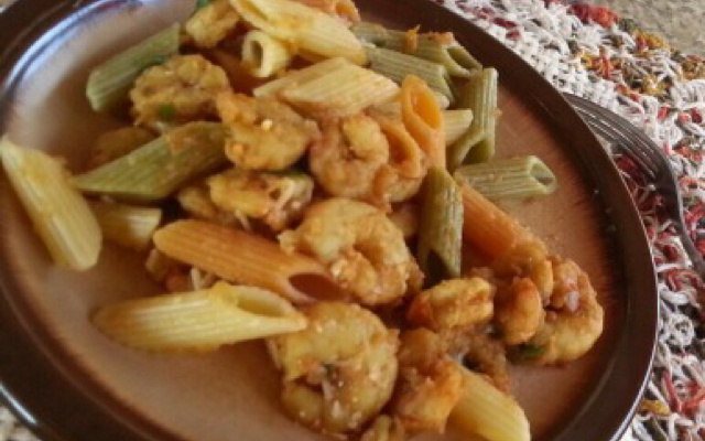 Macarrão com camarão